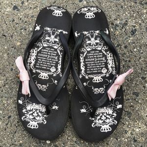 Juicy Couture sandals - size 7